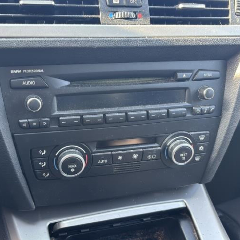 Bouton de warning BMW SERIE 3 E91 Photo n°17