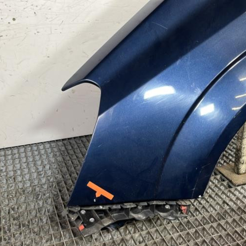 Aile avant gauche OPEL ZAFIRA B Photo n°2