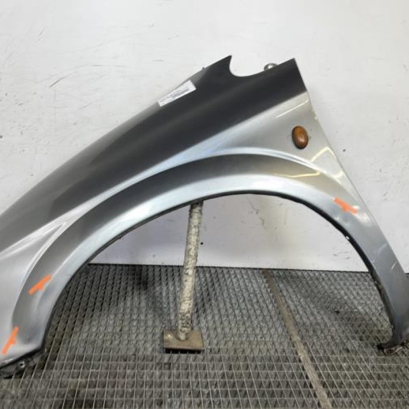 Aile avant gauche CHRYSLER GRAND VOYAGER 4 Photo n°1