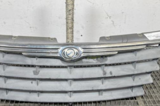 Calandre CHRYSLER GRAND VOYAGER 4 Photo n°1