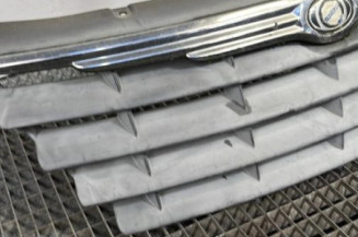 Calandre CHRYSLER GRAND VOYAGER 4