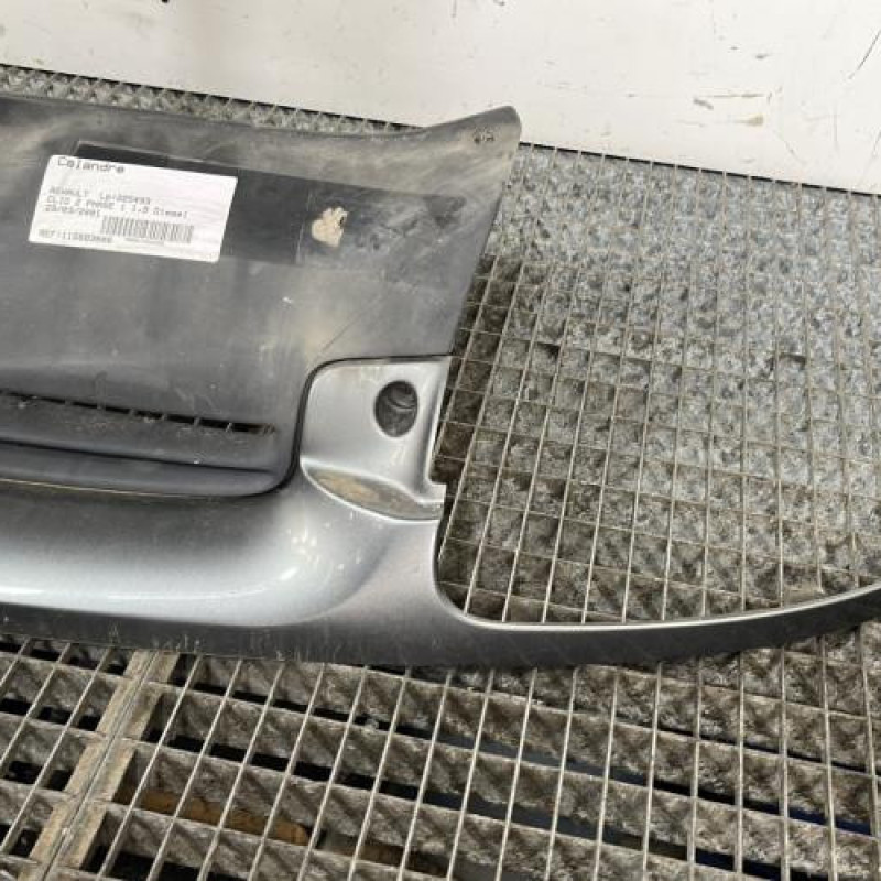 Calandre RENAULT CLIO 2 Photo n°3