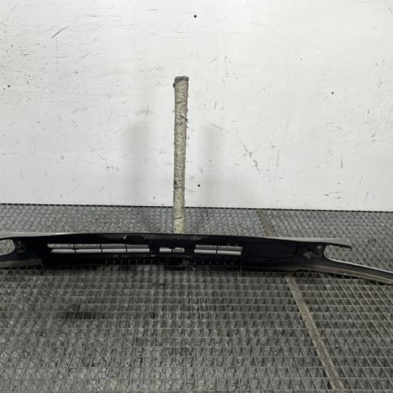 Calandre RENAULT CLIO 2 Photo n°4