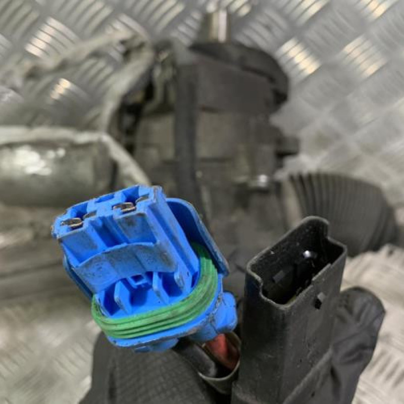 Cremaillere assistee CITROEN C2 Photo n°7