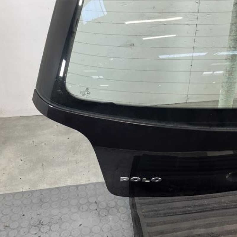 Malle/Hayon arriere VOLKSWAGEN POLO 4 Photo n°5