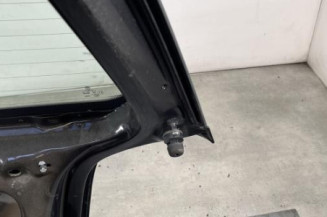 Malle/Hayon arriere VOLKSWAGEN POLO 4