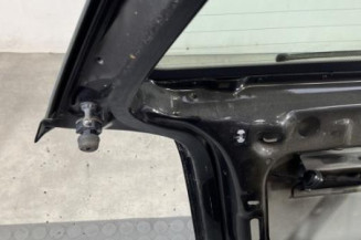 Malle/Hayon arriere VOLKSWAGEN POLO 4