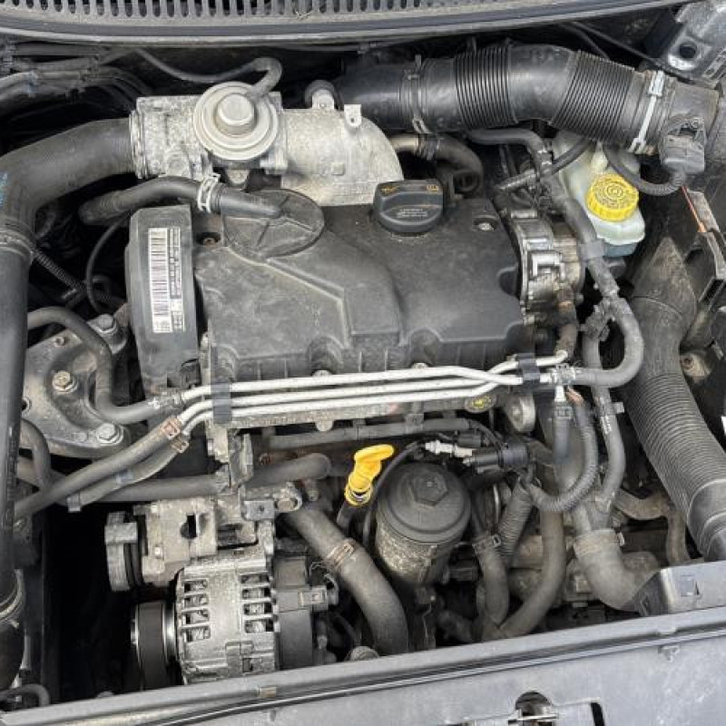 Malle/Hayon arriere VOLKSWAGEN POLO 4 Photo n°19