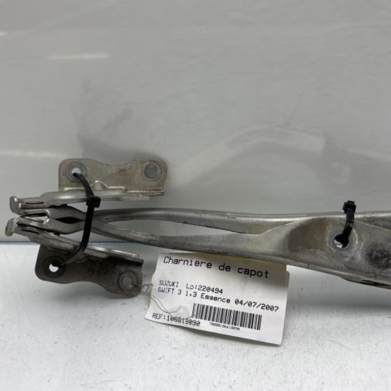 Charniere de capot SUZUKI SWIFT 3 Photo n°1