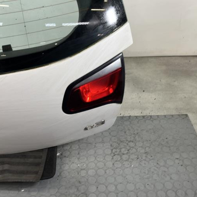 Malle/Hayon arriere CITROEN C3 2 Photo n°4