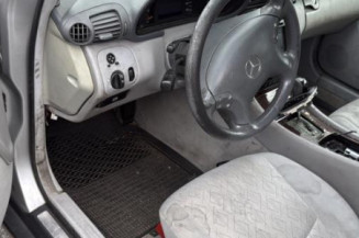 Anti brouillard droit (feux) MERCEDES CLASSE C 203