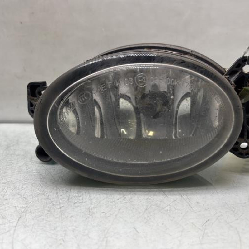 Anti brouillard gauche (feux) MERCEDES CLASSE C 204 Photo n°1