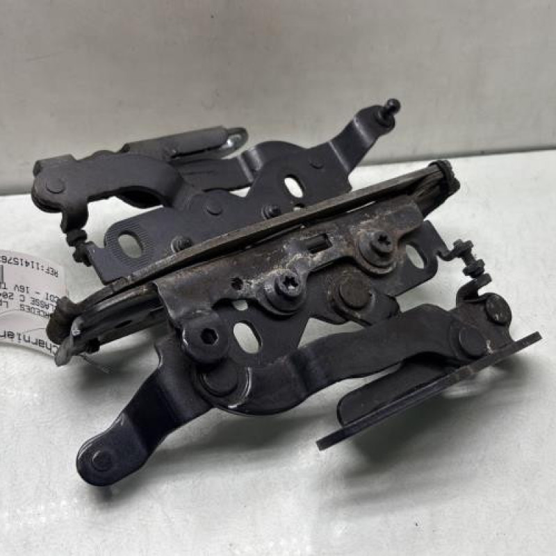 Charniere de capot MERCEDES CLASSE C 204 Photo n°1