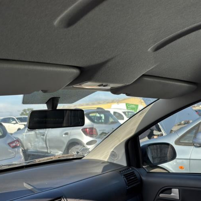 Anti brouillard gauche (feux) VOLKSWAGEN FOX Photo n°19