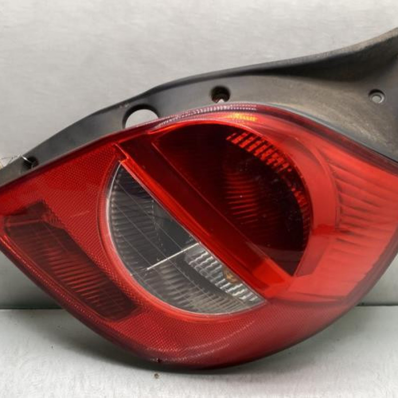 Feu arriere principal droit (feux) RENAULT CLIO 3 Photo n°1