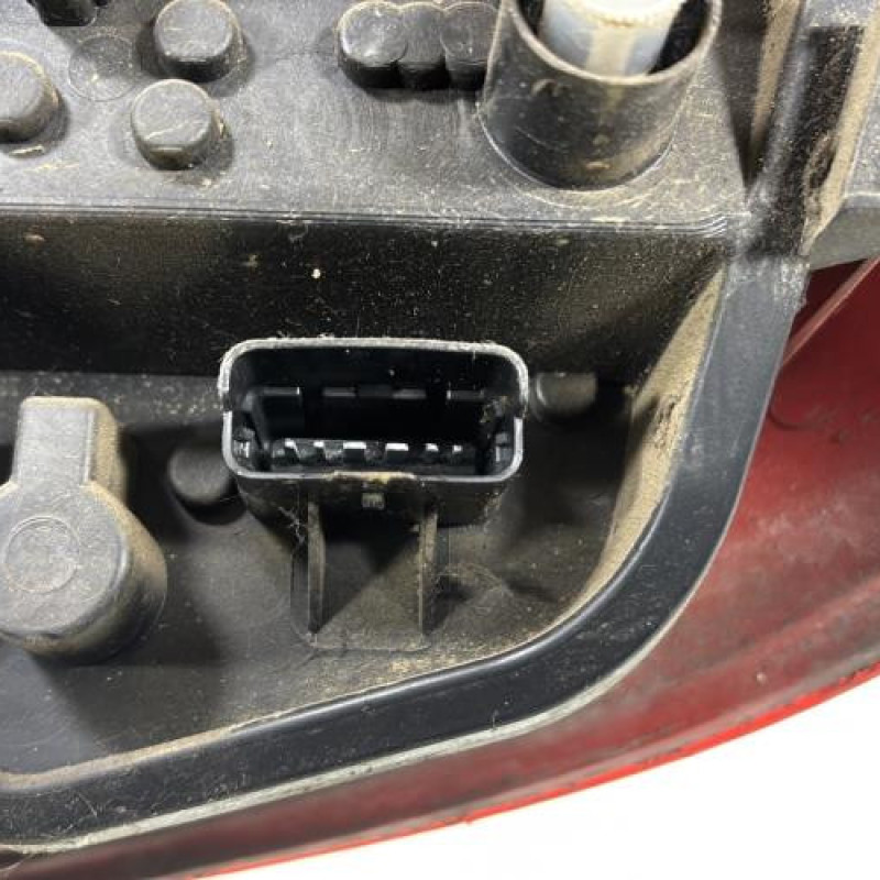 Feu arriere principal gauche (feux) RENAULT CLIO 3 Photo n°3