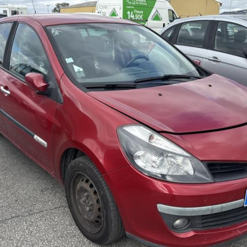 Feu arriere principal gauche (feux) RENAULT CLIO 3 Photo n°16