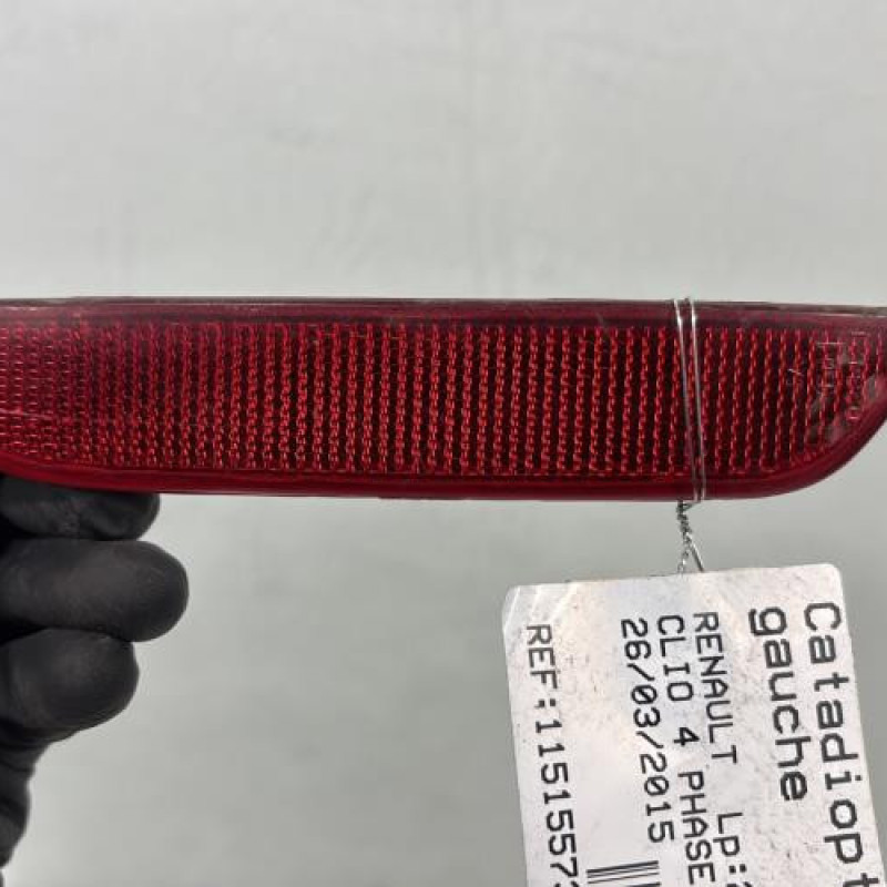 Catadioptre arriere gauche RENAULT CLIO 4 Photo n°1