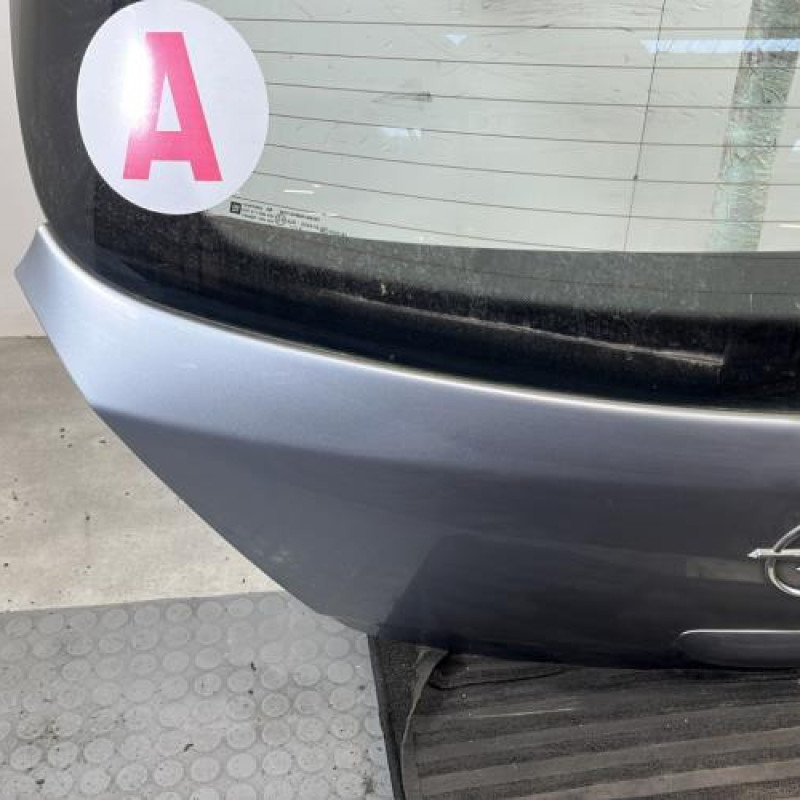 Malle/Hayon arriere OPEL CORSA D Photo n°5