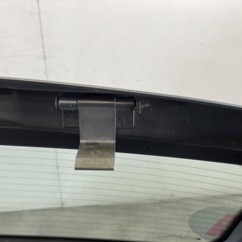 Malle/Hayon arriere OPEL CORSA D Photo n°7