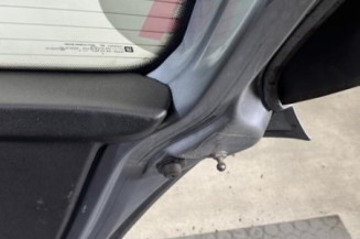Malle/Hayon arriere OPEL CORSA D