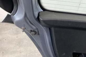 Malle/Hayon arriere OPEL CORSA D