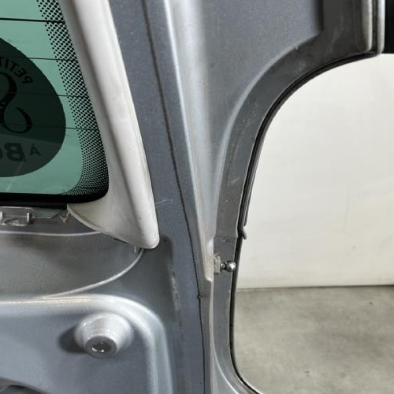 Malle/Hayon arriere PEUGEOT 807 Photo n°10