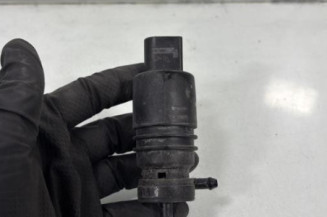 Pompe lave glace avant BMW Z4 E85 Photo n°1