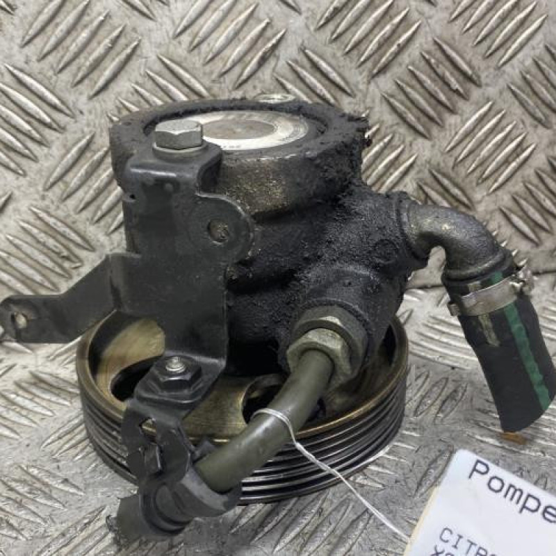 Pompe de direction CITROEN XSARA PICASSO Photo n°1