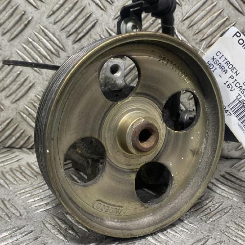 Pompe de direction CITROEN XSARA PICASSO Photo n°3
