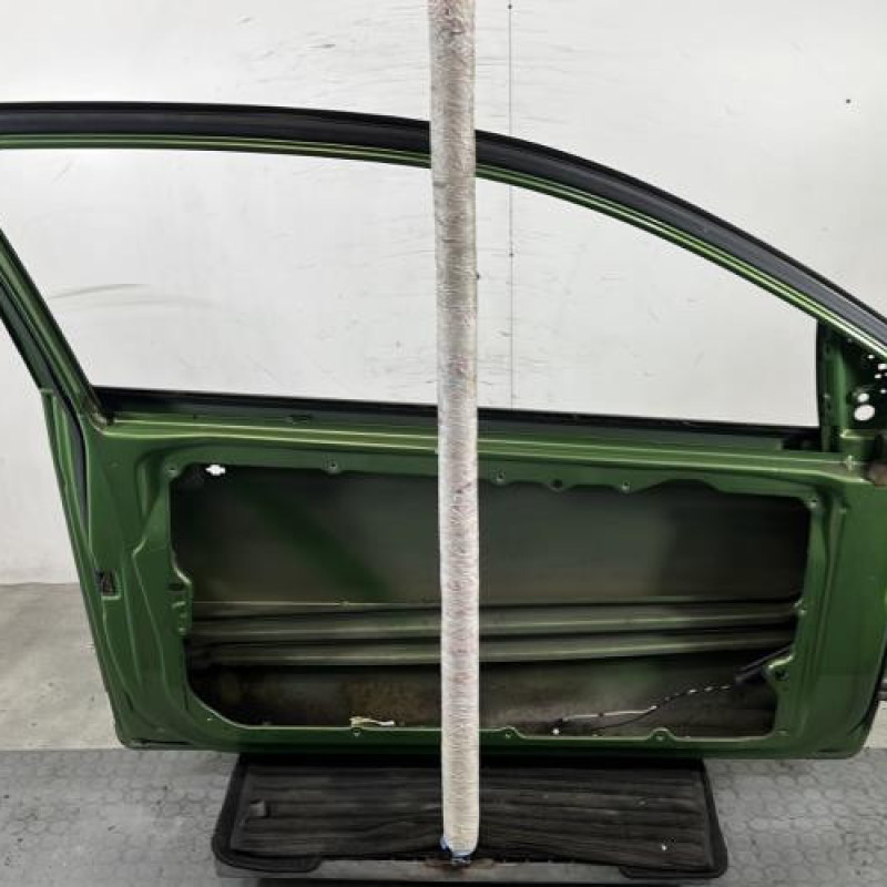 Porte avant gauche FORD FIESTA 5 Photo n°4