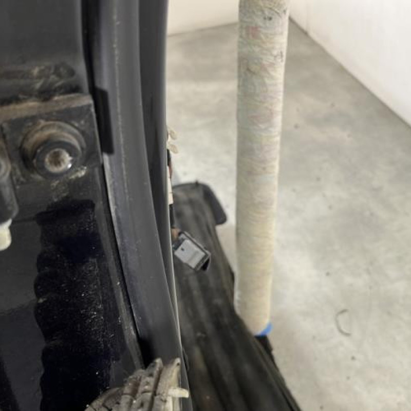 Porte arriere droit VOLKSWAGEN POLO 4 Photo n°4