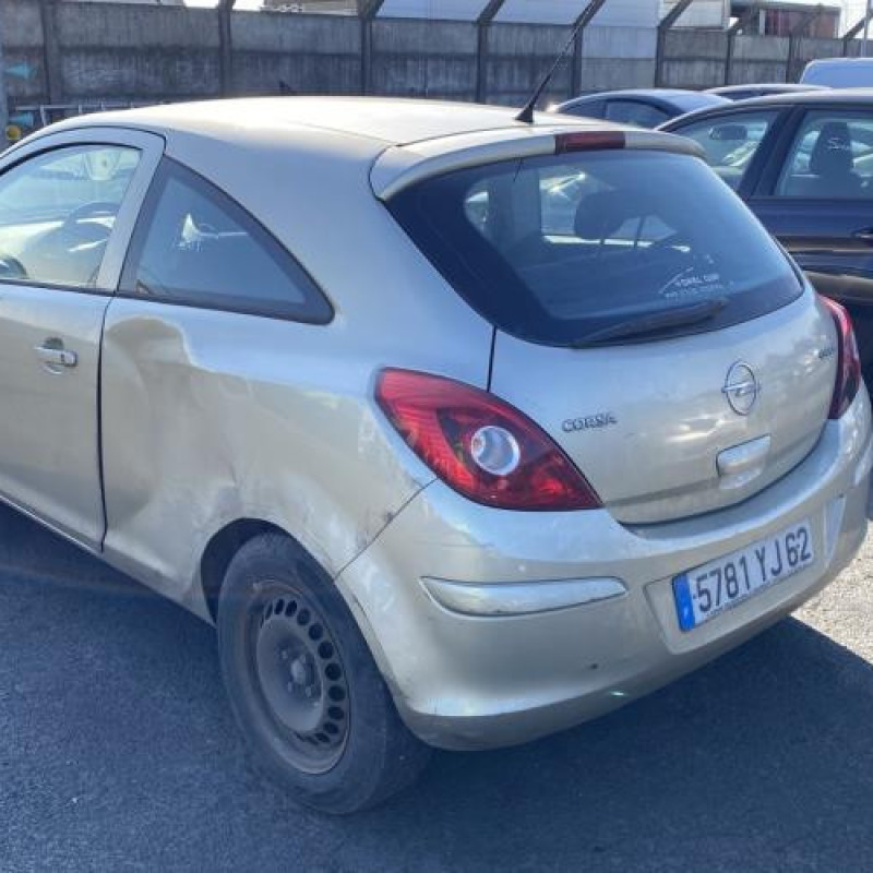Porte avant droit OPEL CORSA D Photo n°15