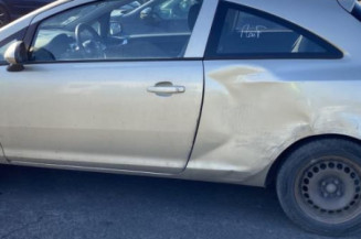 Porte avant droit OPEL CORSA D