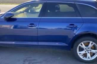 Boite a gants AUDI A4 4