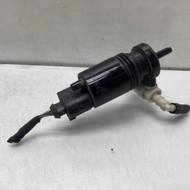 Pompe lave glace avant MERCEDES CLASSE R 251 Photo n°1