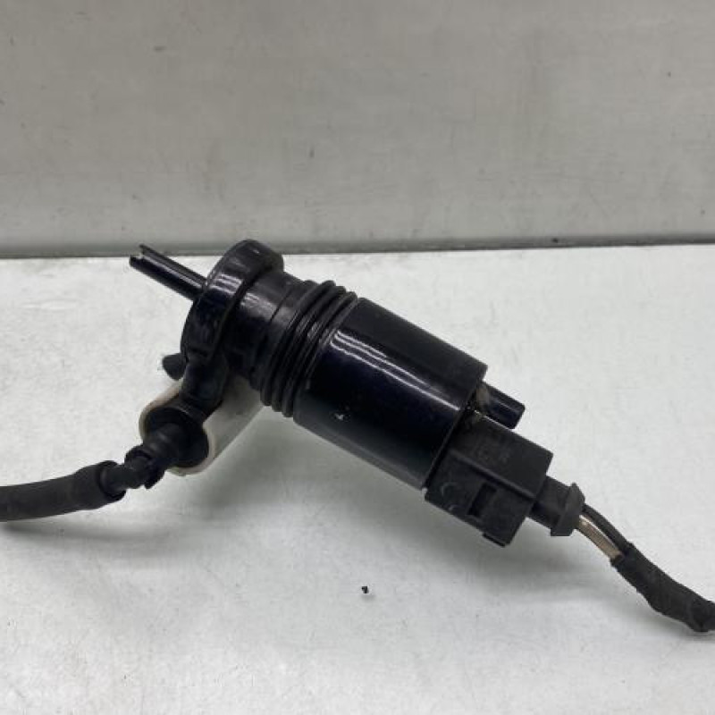 Pompe lave glace avant MERCEDES CLASSE R 251 Photo n°3