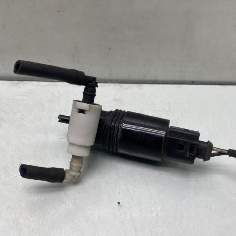 Pompe lave glace avant MERCEDES CLASSE R 251 Photo n°4