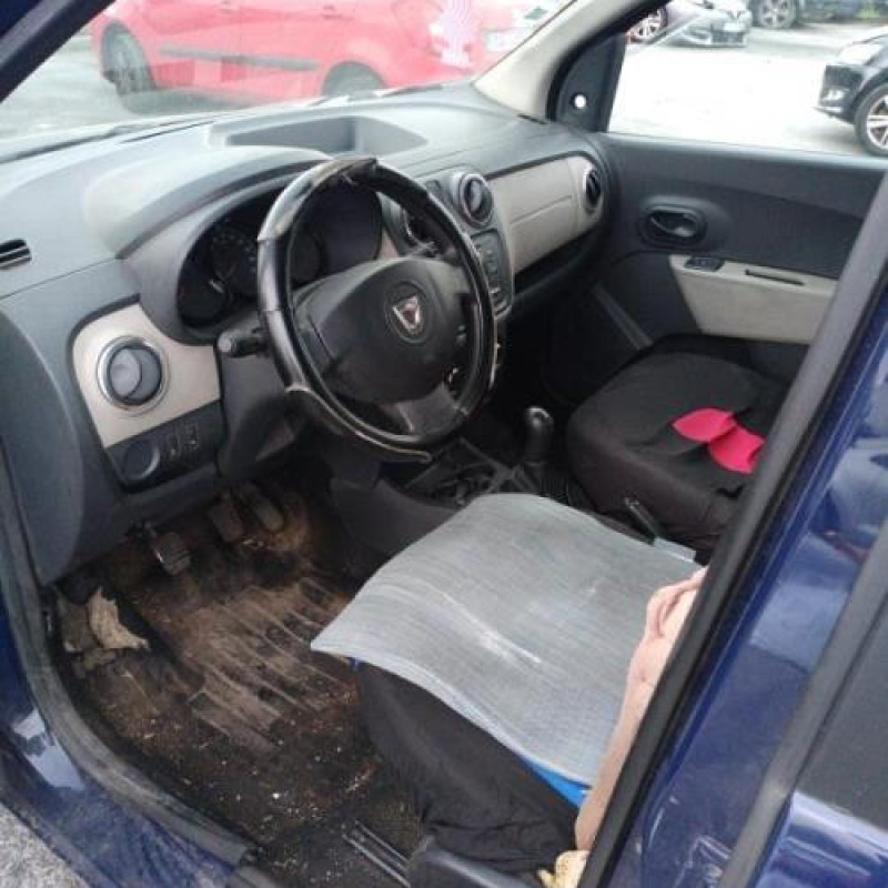 Attache ceinture avant gauche DACIA LODGY Photo n°13