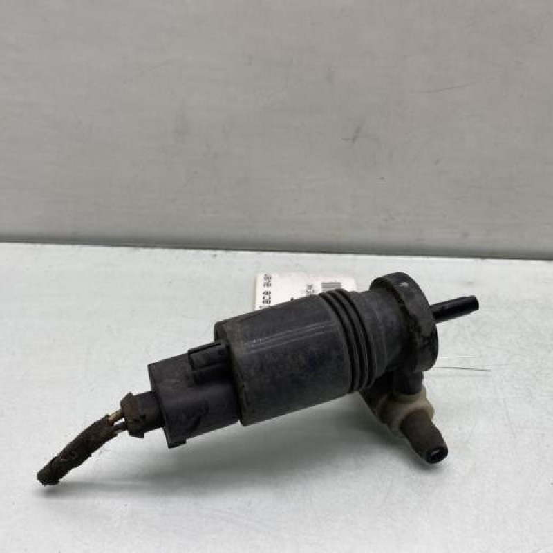 Pompe lave glace avant MERCEDES CLASSE R 251 Photo n°1