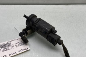 Pompe lave glace avant MERCEDES CLASSE R 251
