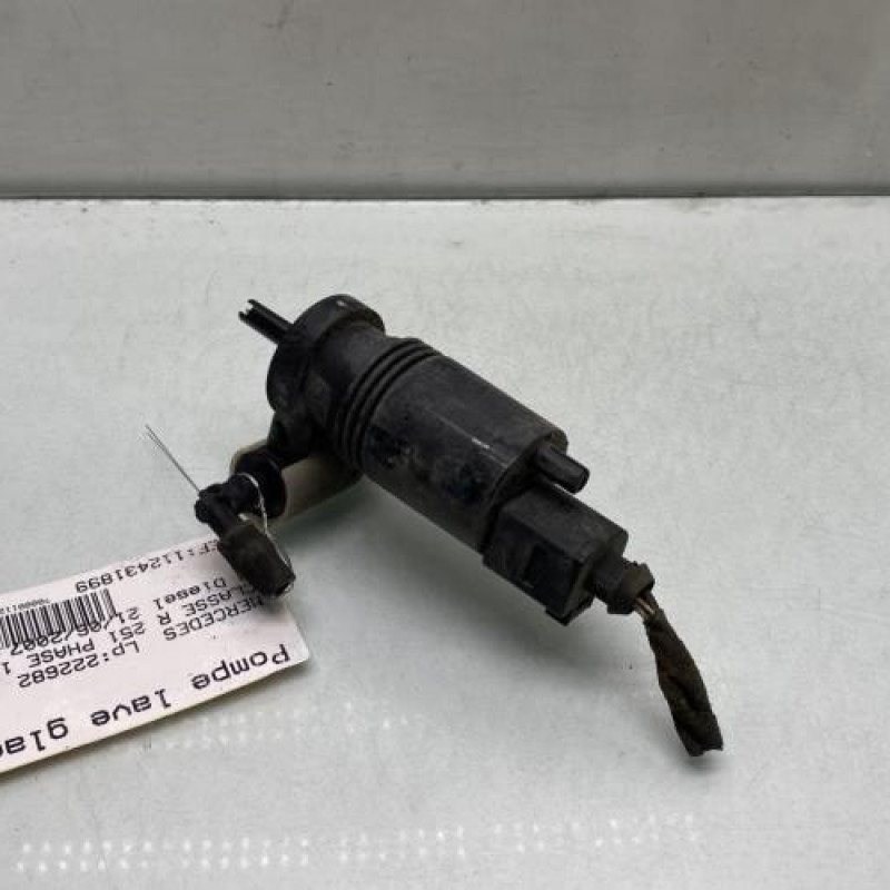 Pompe lave glace avant MERCEDES CLASSE R 251 Photo n°2