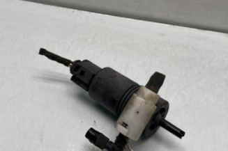 Pompe lave glace avant MERCEDES CLASSE R 251