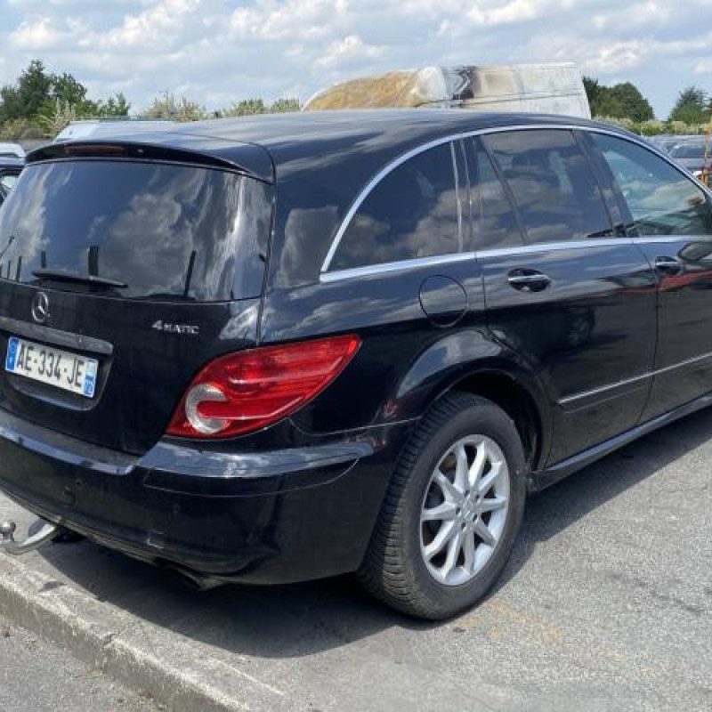 Pompe lave glace avant MERCEDES CLASSE R 251 Photo n°7