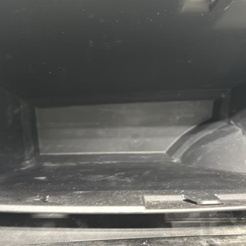 Boite a gants RENAULT MEGANE 4 Photo n°3