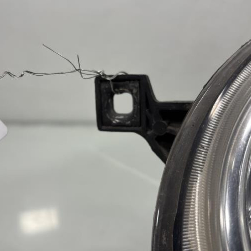 Optique avant principal gauche (feux)(phare) VOLKSWAGEN POLO 4 Photo n°2