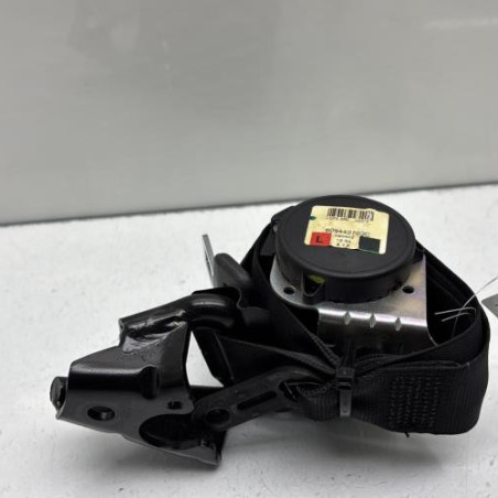 Ceinture arriere gauche BMW SERIE 1 E88 Photo n°1