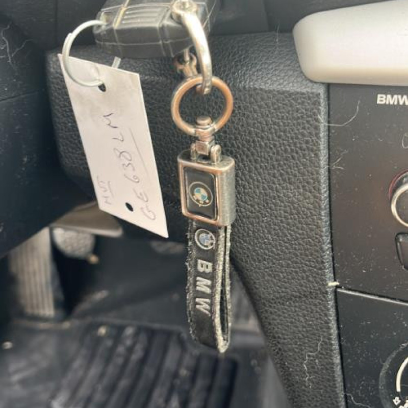 Ceinture arriere gauche BMW SERIE 1 E88 Photo n°14