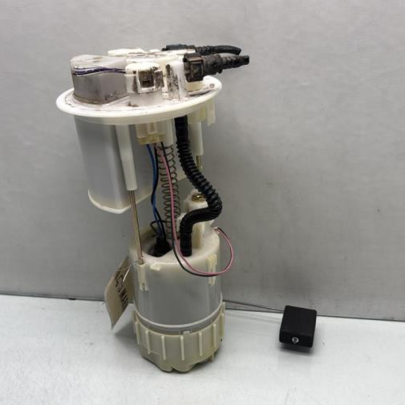 Pompe à carburant PEUGEOT 107 Photo n°3