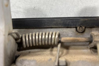 Poignee hayon TOYOTA RAV4 2